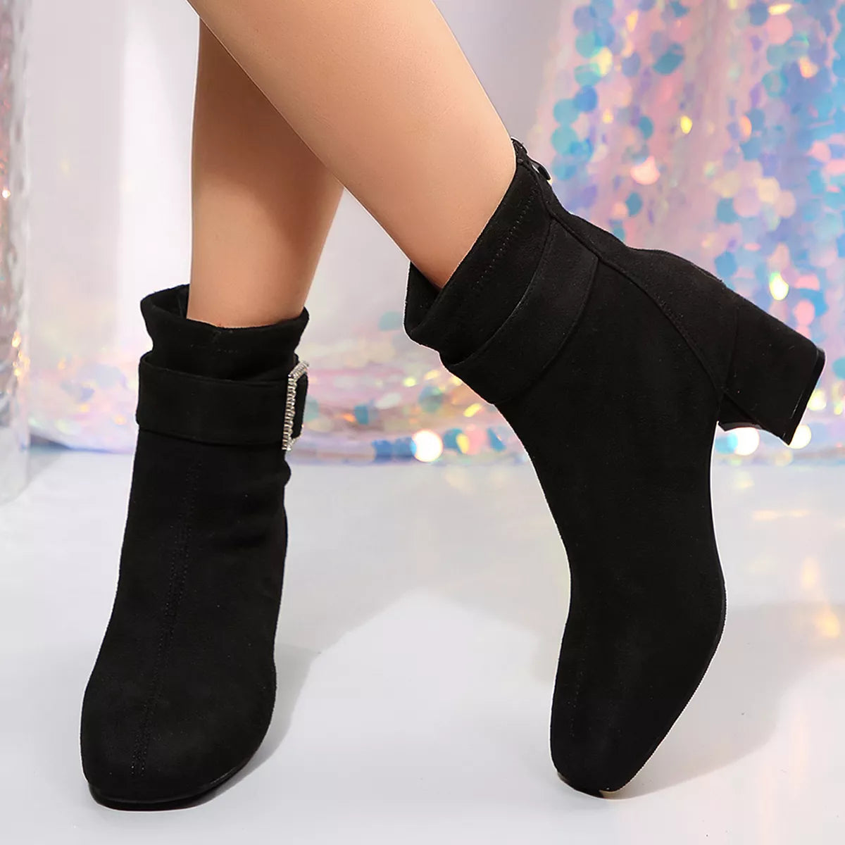 Round Toe Block Heels Boots - Black