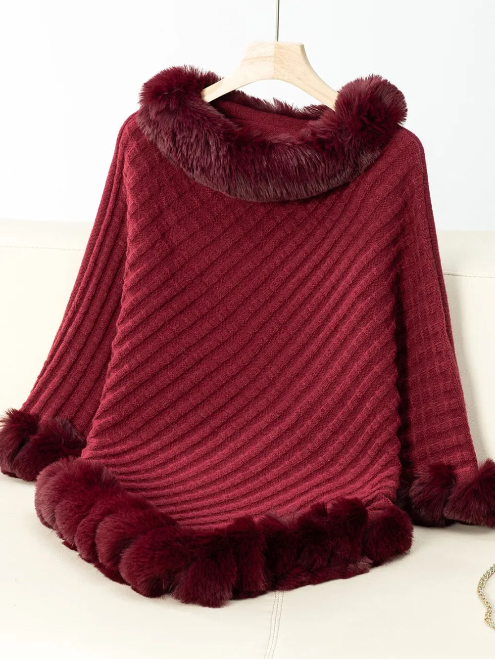 Fuzzy Trim Texture Three-Quarter Sleeve Poncho - Burgundy